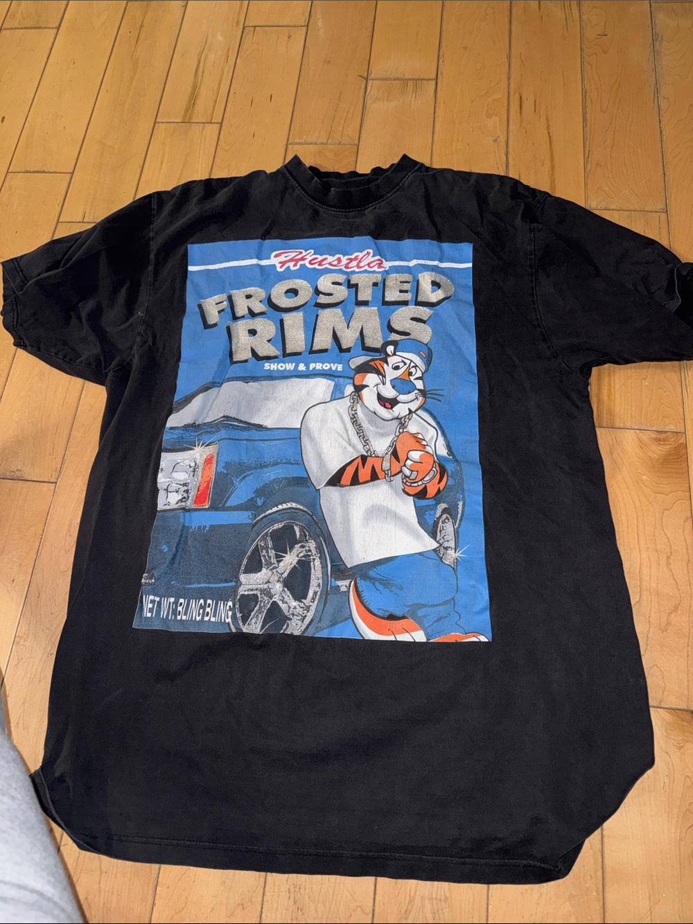 Black 'Frosted Rims' Graphic Tee -